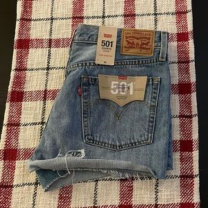Levi’s shorts 501 Mid rise